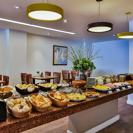 Apart Hotel Copacabana 370-2
